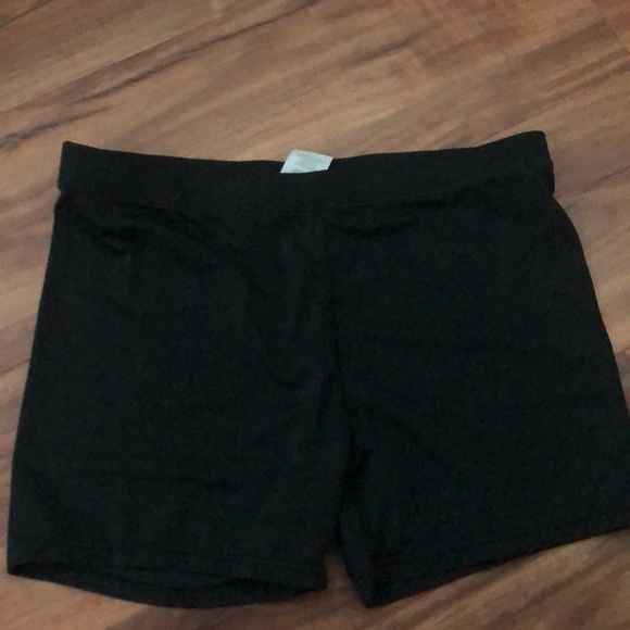 spandex - Picture 3 of 4